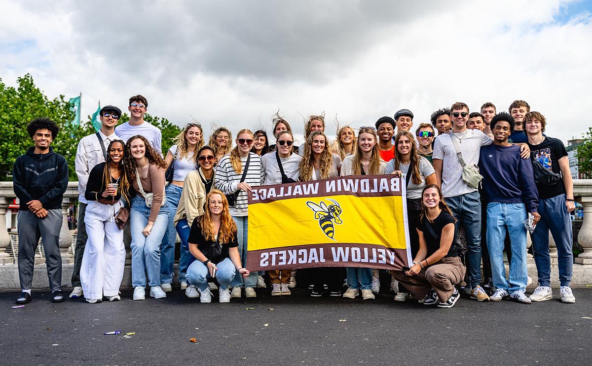 BW Yellow Jacket Basketball teams in Ireland